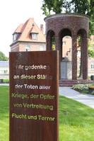 ehrenmal-Tafel-Kathe.JPG